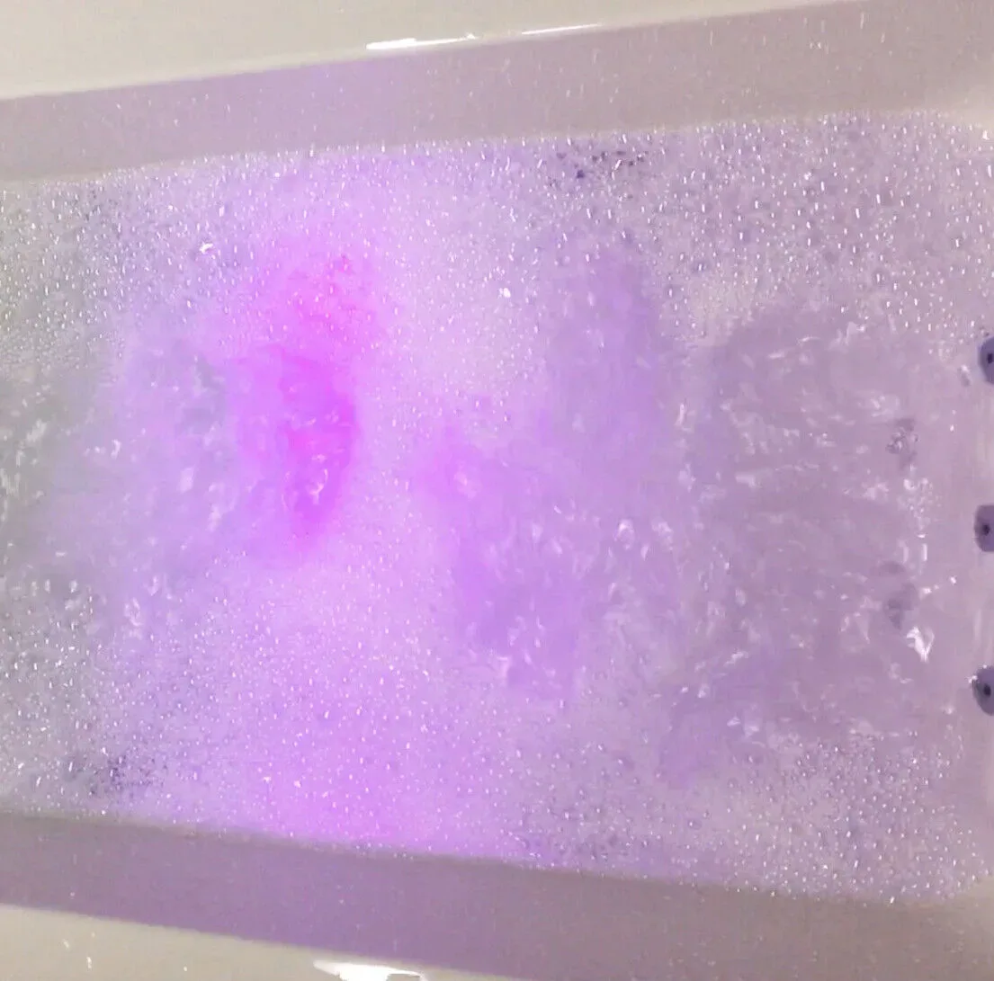 Siera Square Style Whirlpool Spa Bath 1700 X 700mm With 6 Or 11 Jet + Light 7 Siera Square Style Whirlpool Spa Bath 1700 X 700mm With 6 Or 11 Jet + Light - Image 5