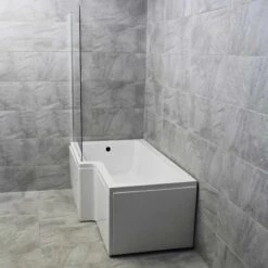 1500mm Showerbath L Shaped Compact Square Bath Inc Screen + Panel Options -Comparethebathroom Shop 1500 L Shaped Bath Std Screen End LH