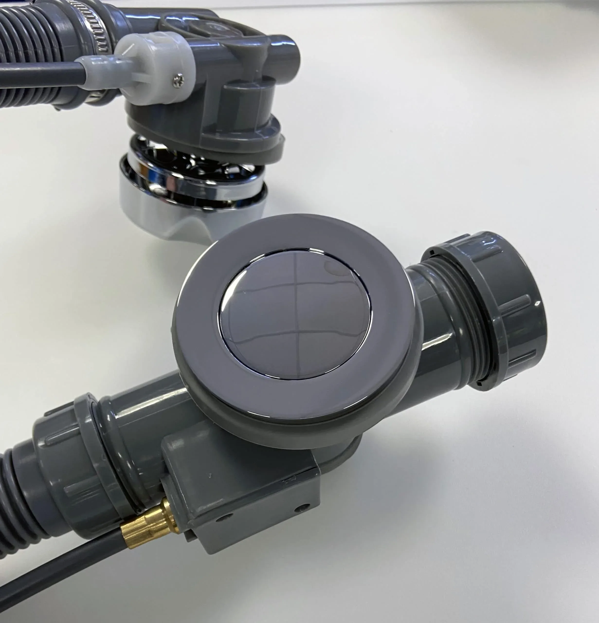 Inline Shallow Bath Trap Pop Up Waste & Overflow Ex-Bathstore 7 Inline Shallow Bath Trap Pop Up Waste & Overflow Ex-Bathstore - Image 5