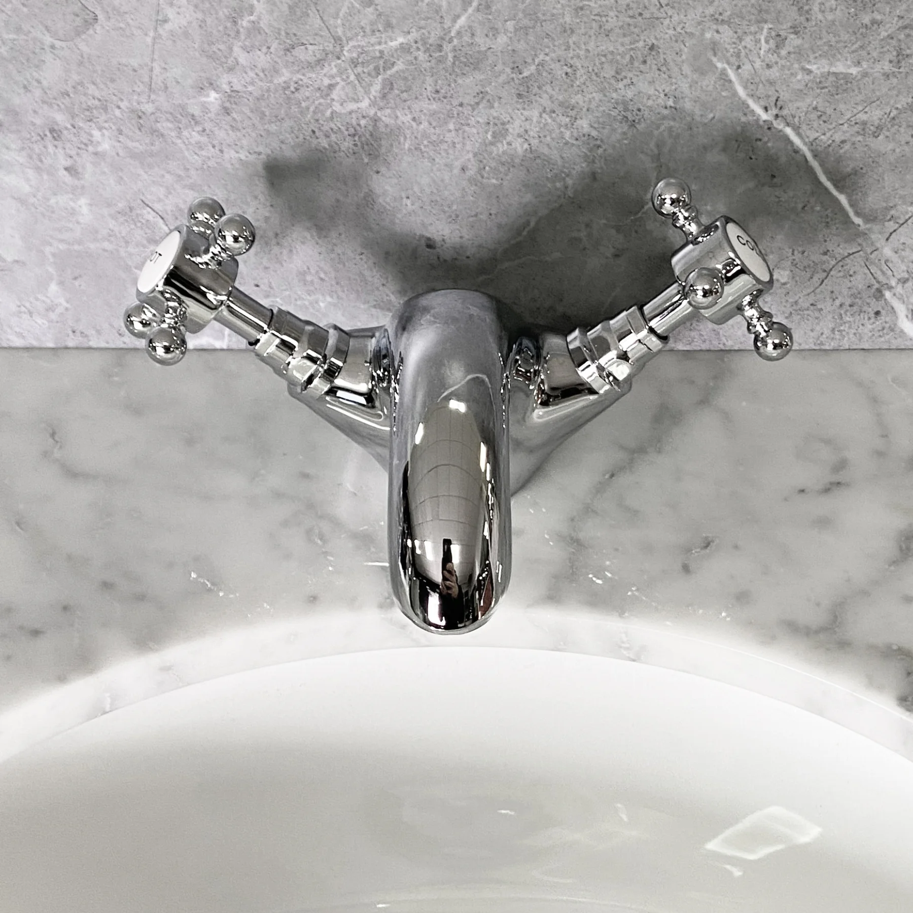 Cammie Traditional Cross Head Basin Mono Mixer Tap Chrome & White 5 Cammie Traditional Cross Head Basin Mono Mixer Tap Chrome & White - Image 3