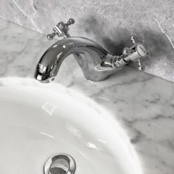 Cammie Traditional Cross Head Basin Mono Mixer Tap Chrome & White