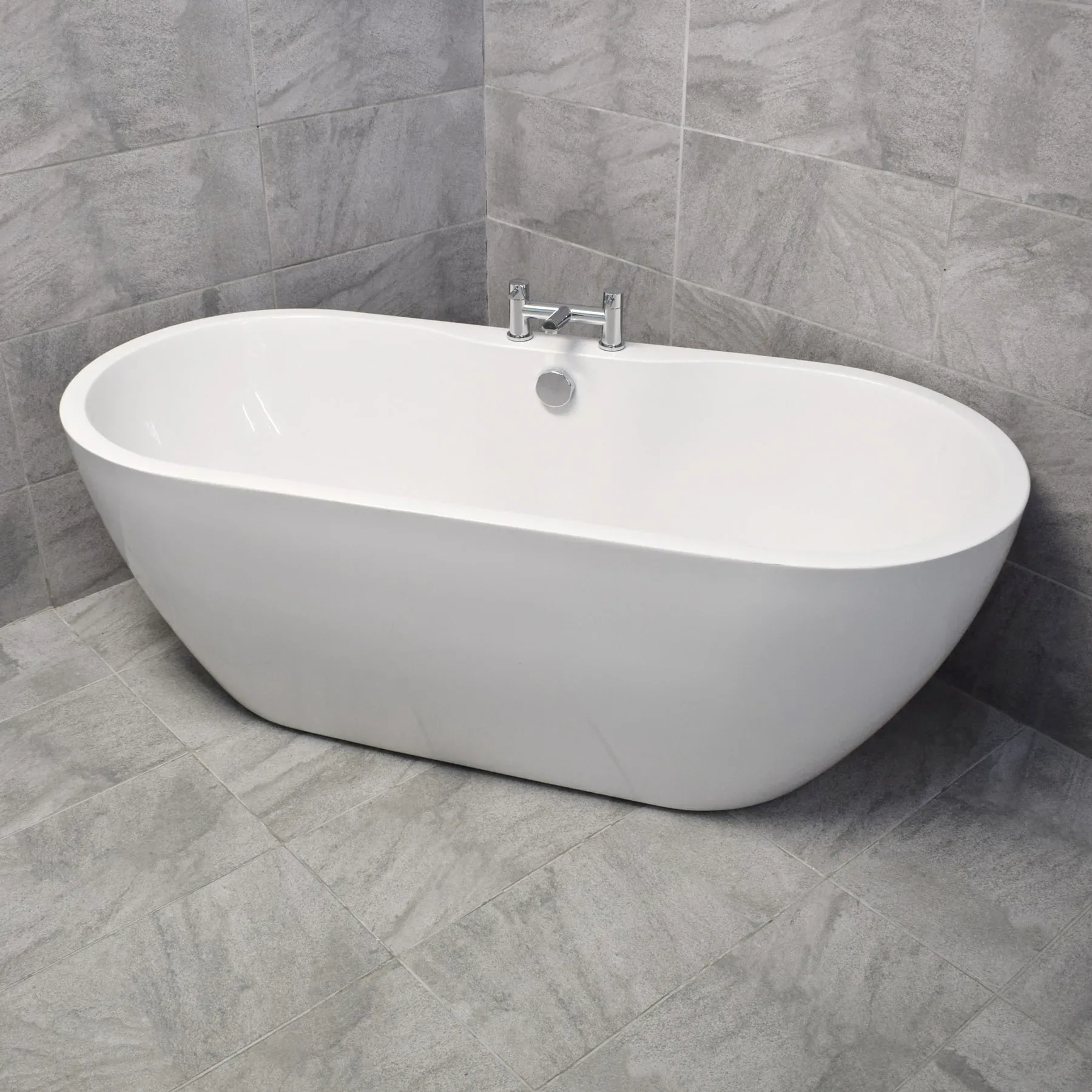 Flo 1555 X 745mm Modern Freestanding White Acrylic Bath With Waste Options 5 Flo 1555 X 745mm Modern Freestanding White Acrylic Bath With Waste Options - Image 3