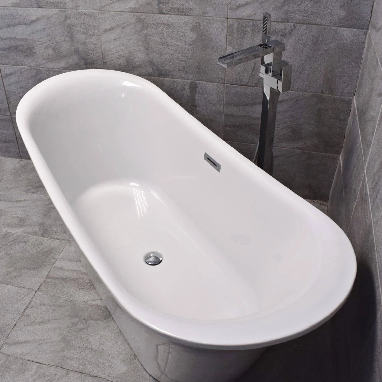 Bowness Oval Modern Style Freestanding Slipper Bath Inc Waste 1680 X 705mm 5 Bowness Oval Modern Style Freestanding Slipper Bath Inc Waste 1680 X 705mm - Image 3
