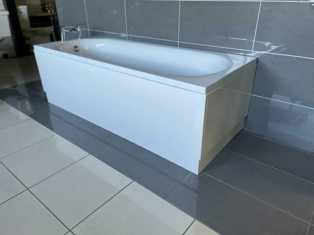 Heavy Duty MDF Bath Panels White Finish Adjustable 1700 5 Heavy Duty MDF Bath Panels White Finish Adjustable 1700 - Image 3