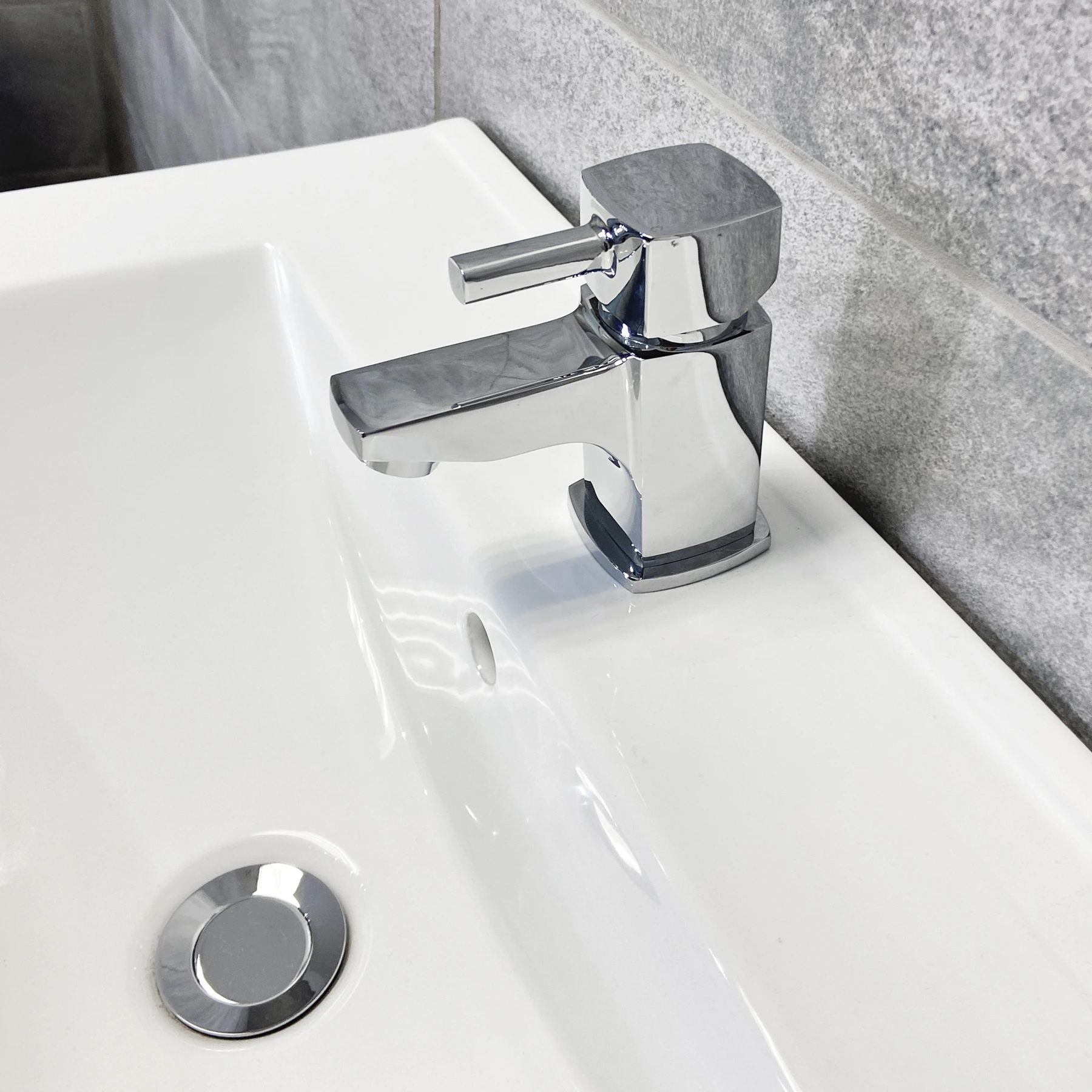 Nicky 600 Or 800mm Wall Hung Vanity Sink Unit + Charlotte Toilet Set Ensuite 7 Nicky 600 Or 800mm Wall Hung Vanity Sink Unit + Charlotte Toilet Set Ensuite - Image 5