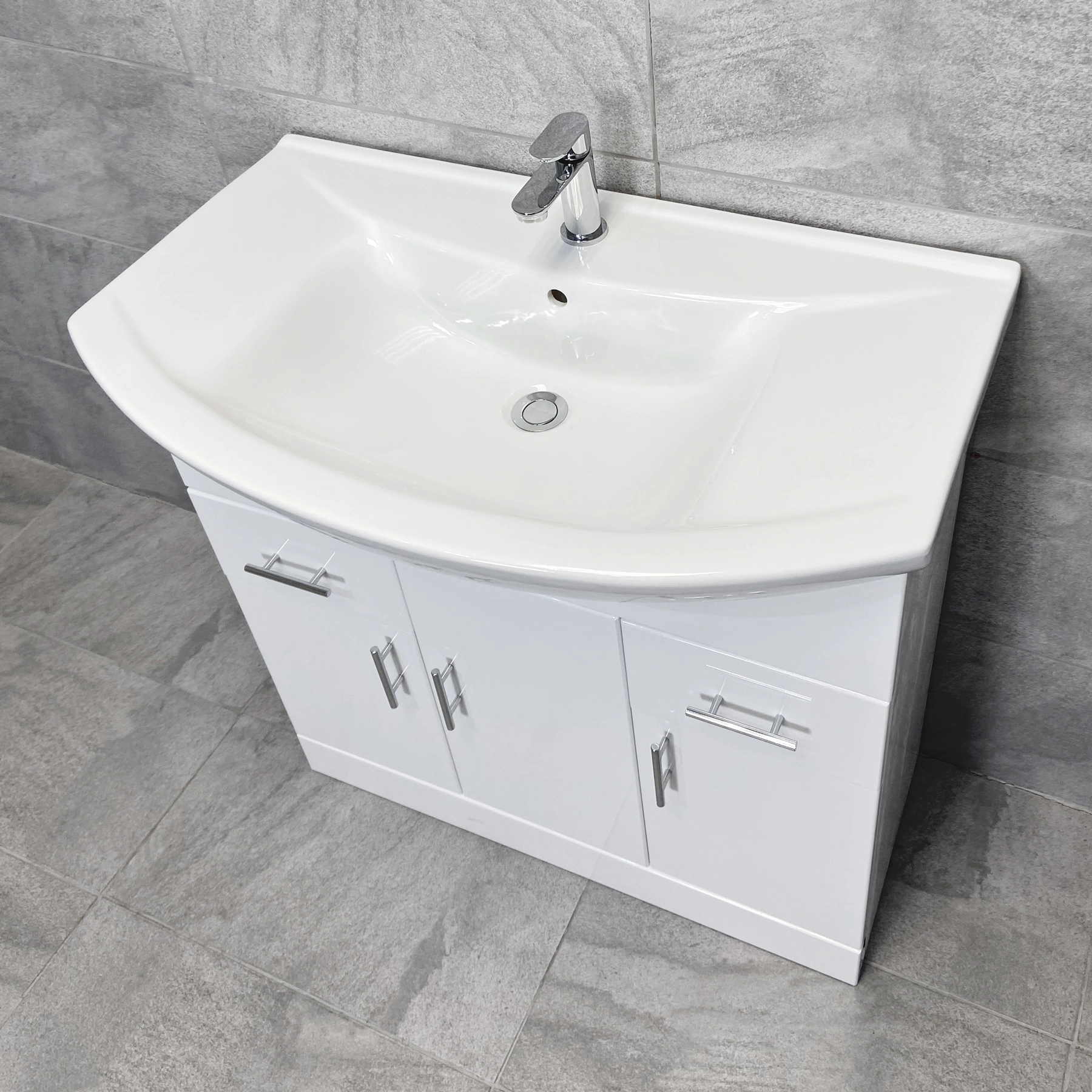 450 550 650 750 Vanity Basin Unit + Charlotte Toilet Set Bathroom Sink Suite 6 450 550 650 750 Vanity Basin Unit + Charlotte Toilet Set Bathroom Sink Suite - Image 4