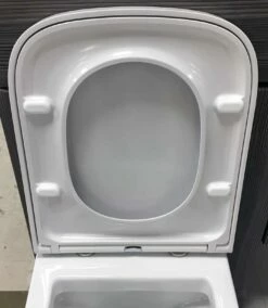 Rak Series 600 Soft Close Toilet Seat Quick Release Genuine Rak Toilet Seat -Comparethebathroom Shop RAK SLIMLINE SERIES 600 SEAT RAKSEAT014 5 SEP 18jpg