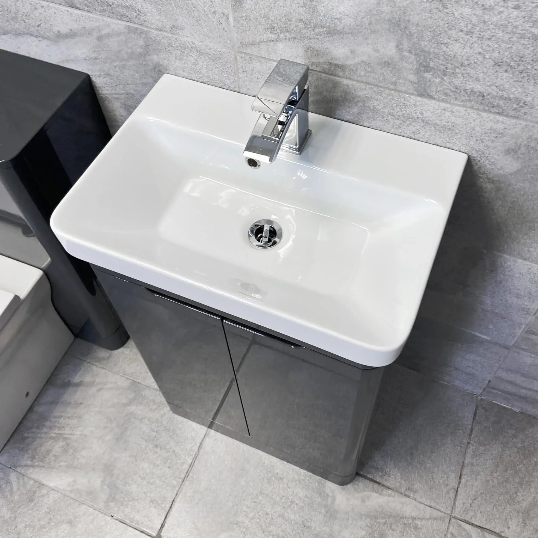 Ross Anthracite Grey Or White Gloss 550mm Vanity Sink Unit & WC Unit Ensuite Set 6 Ross Anthracite Grey Or White Gloss 550mm Vanity Sink Unit & WC Unit Ensuite Set - Image 4