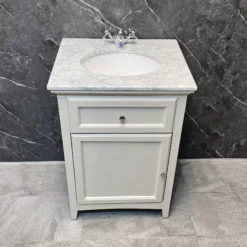 Savoy Traditional Style White Or Grey 600mm Vanity Unit Inc. Worktop & Basin