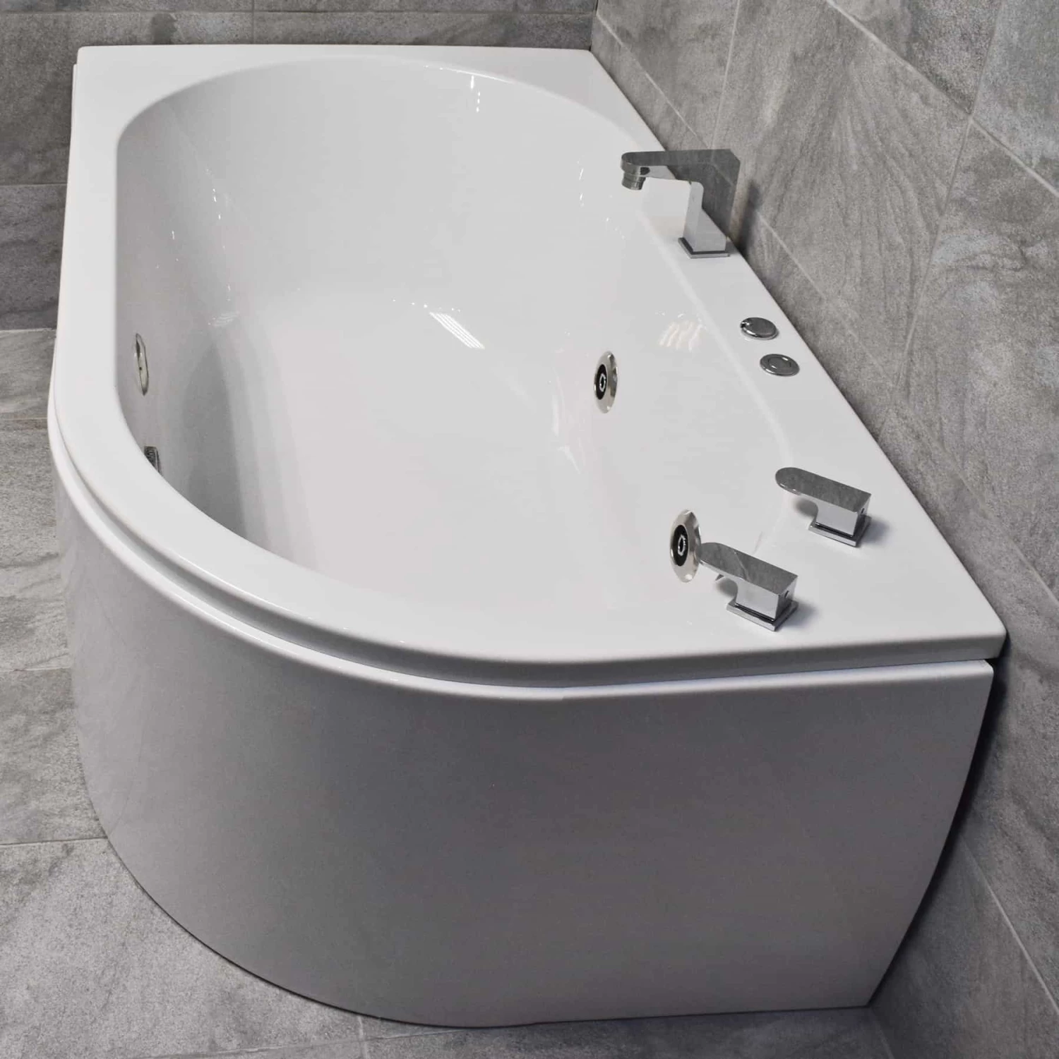 Luxury Corner Bath Whirlpool 1550mm X 900mm – Left Hand Bath 8 Luxury Corner Bath Whirlpool 1550mm X 900mm – Left Hand Bath - Image 6