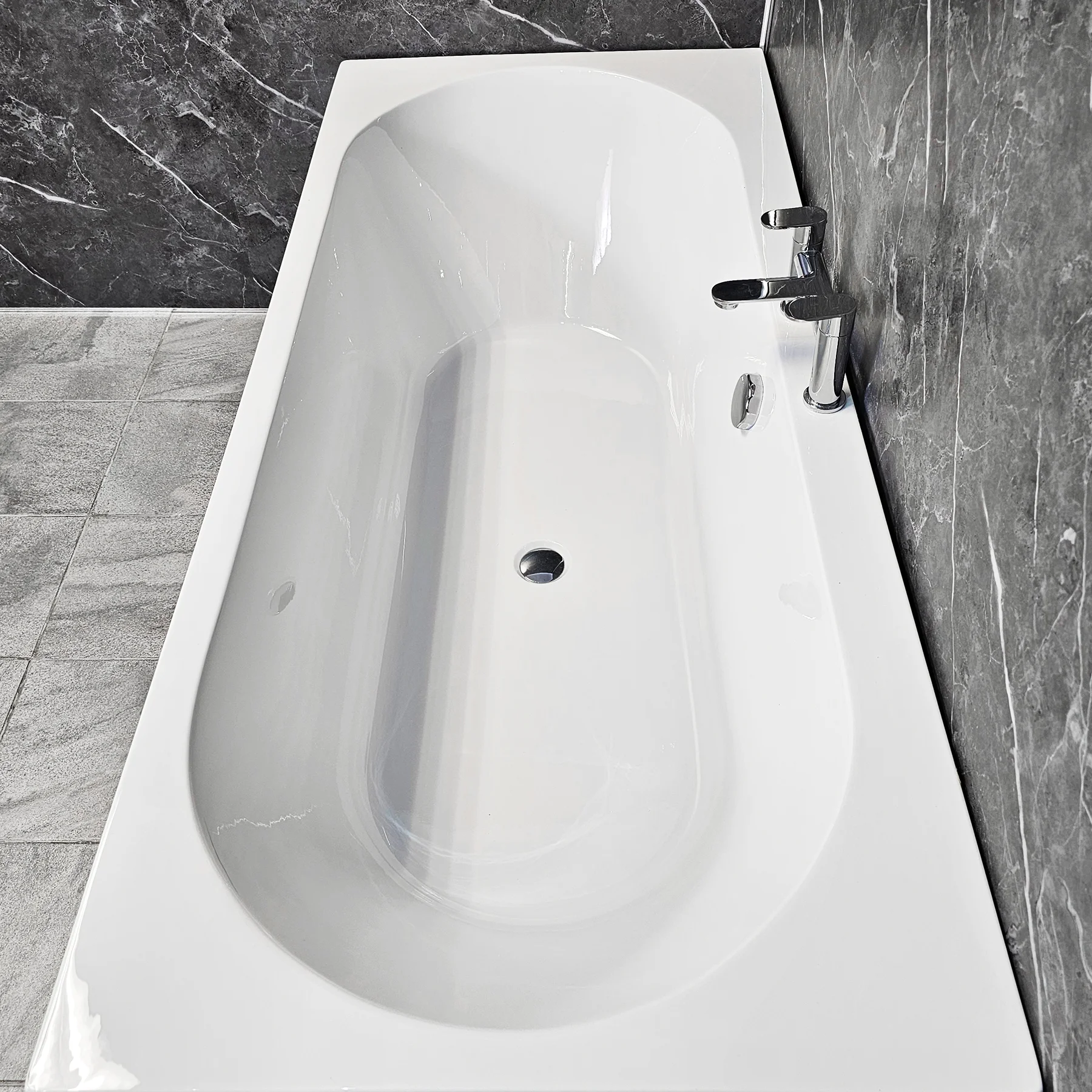Sharon 1700mm X 750mm Double Ended Bath Slim Round Style Acrylic 4 Sharon 1700mm X 750mm Double Ended Bath Slim Round Style Acrylic - Image 2