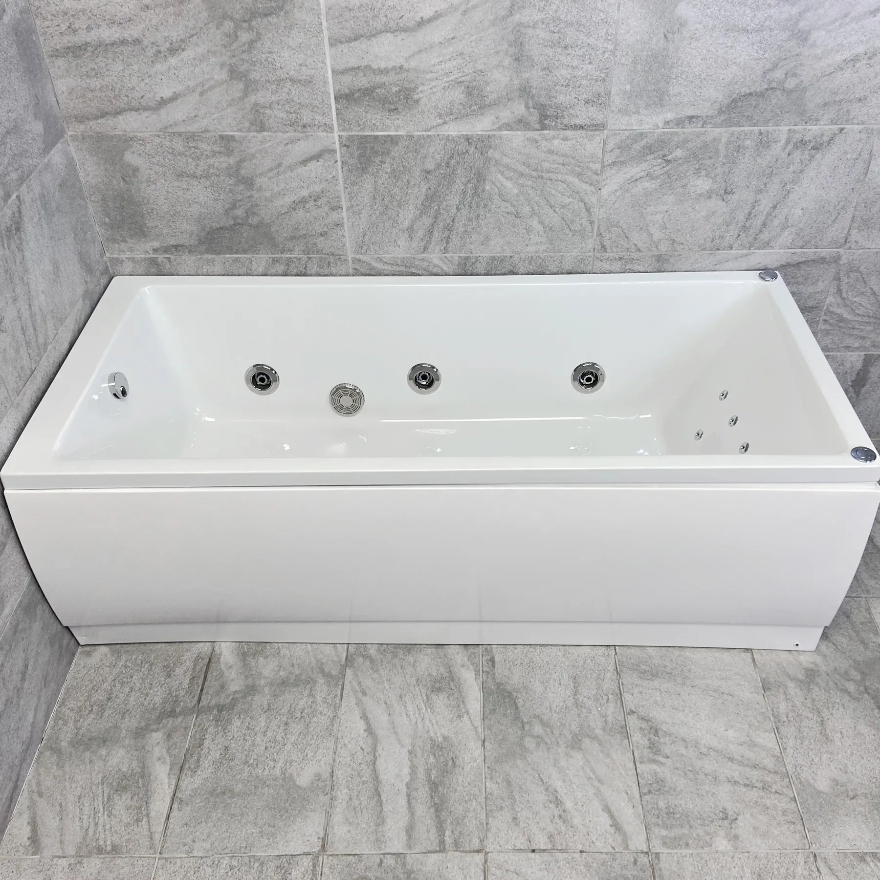 Sloane 1700 X 750mm Whirlpool Acrylic White Spa Bath – 6 Jet Or 11 Jet 3 Sloane 1700 X 750mm Whirlpool Acrylic White Spa Bath – 6 Jet Or 11 Jet