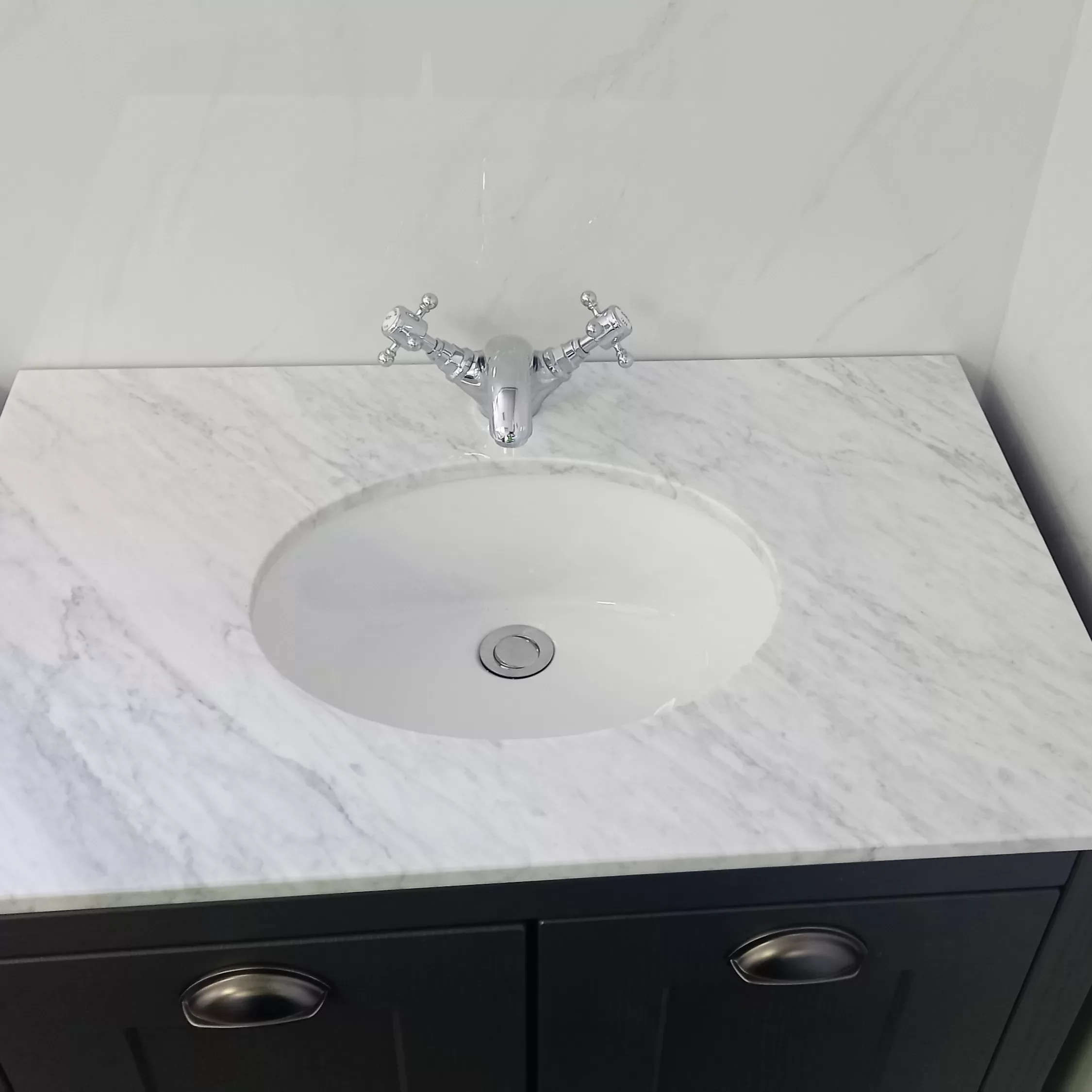 Salisbury Traditional 800mm Dark Grey Vanity Unit With Marble Worktop & Basin 5 Salisbury Traditional 800mm Dark Grey Vanity Unit With Marble Worktop & Basin - Image 3